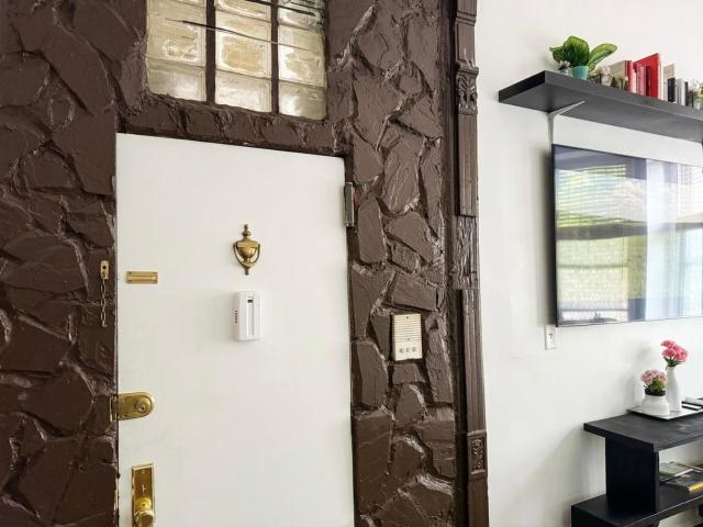 Unique Brooklyn Brownstone Studio Bedstuy