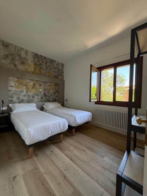LEON D'ORO - Art Hotel