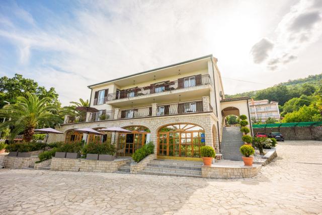 Villa Klarić - Bed & Breakfast