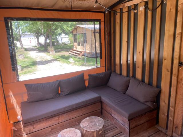Camping Onlycamp les Cochards