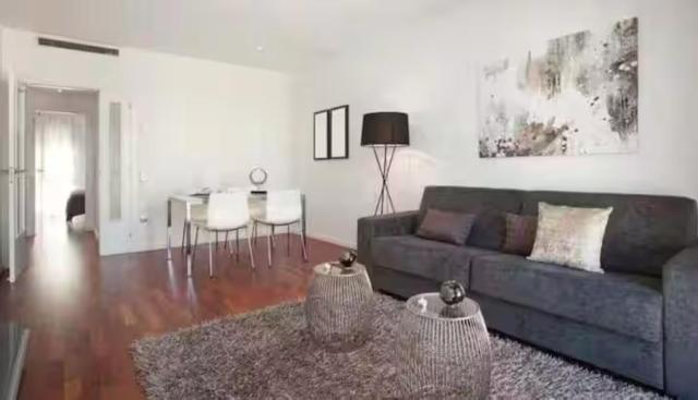 Enjoy Apartments Joan Miro