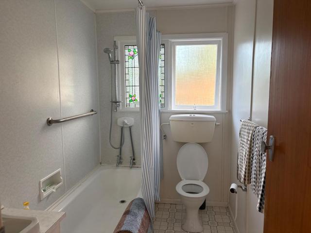 Cute Chartwell Cottage