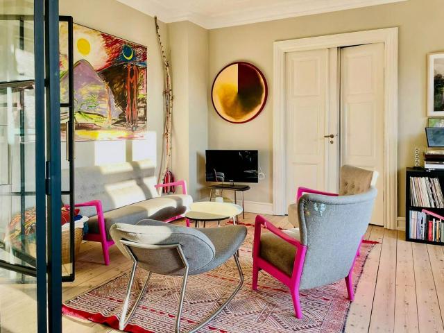 Quiet Apartment With Balcony By Frederiksberg Have