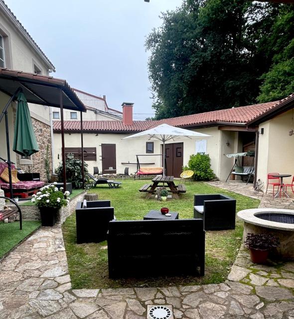 Albergue-Hostel Casa da Gandara