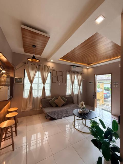 Bay Mau Homestay, 2BR House with generator- near Dahican beach