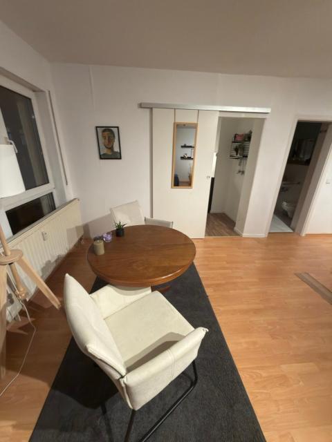 Larik Relax station