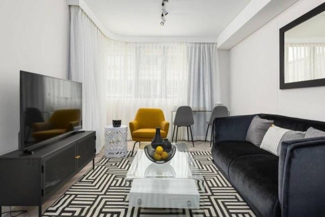 City Centre Studio With Patio
