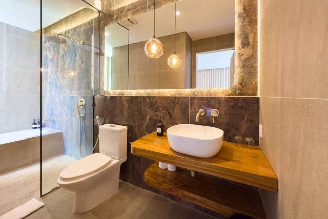 Casa Amadeo 3BR - Heart of Seminyak w Private Pool