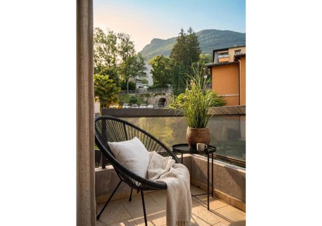Iconic Lugano Suite with Free Garage