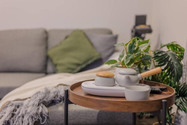 Modern 3BR Retreat - Private Patio - Sleeps 6