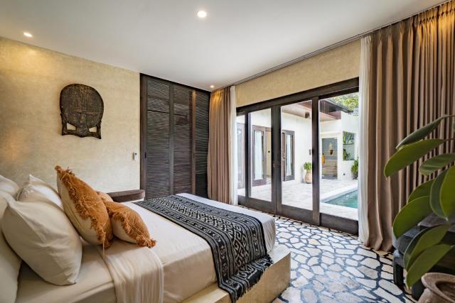 Villa Frika Canggu - 3BR Villa with Private Pool & Sauna