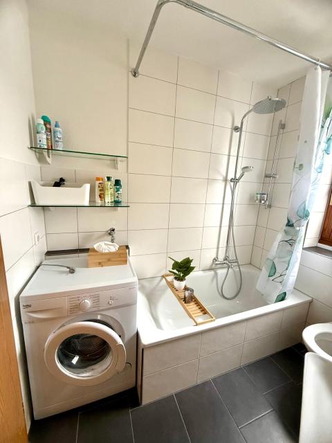VetterLux Lumi - Ruhig, Balkon, Parkplatz, Grünblick, 2-4 Gäste