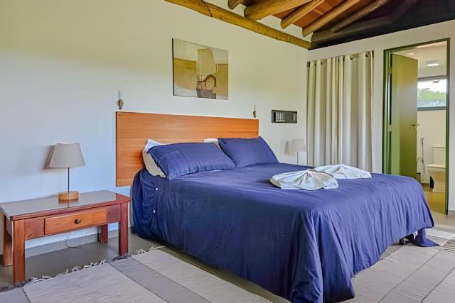 Chalé romântico c/ hidro, lareira, sauna e piscina