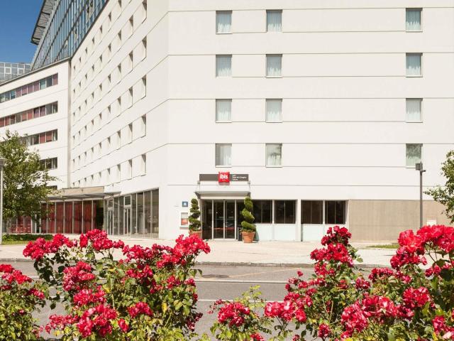 ibis Lyon Caluire Cité Internationale