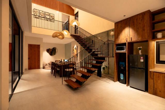 Soft OPENING 4BR ESCOL SEMINYAK PRIVATE POOL TROPICAL MODERN WALK TO EAT STREET LA FAVELA