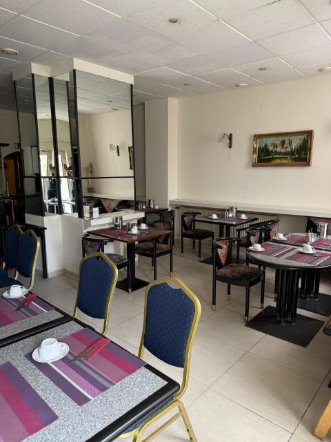 Hotel mit zwei doppelzimmer