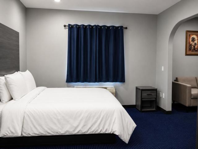 Americas Best Value Inn and Suites Bush International Airport