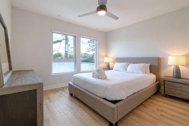 Hollywood Vacation Apartments