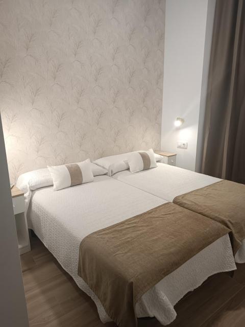 Hostal Colón Don Miguel