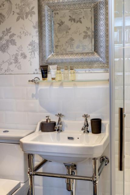 Carnegie Library: Bronte Apartment 1 Bedroom