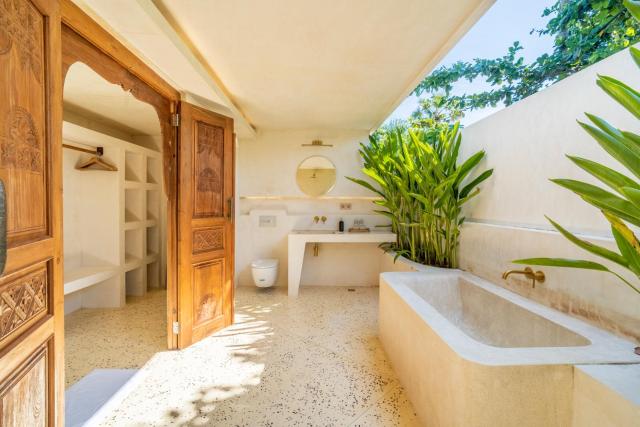Family Ties - The Nest, 1BR villa with pool