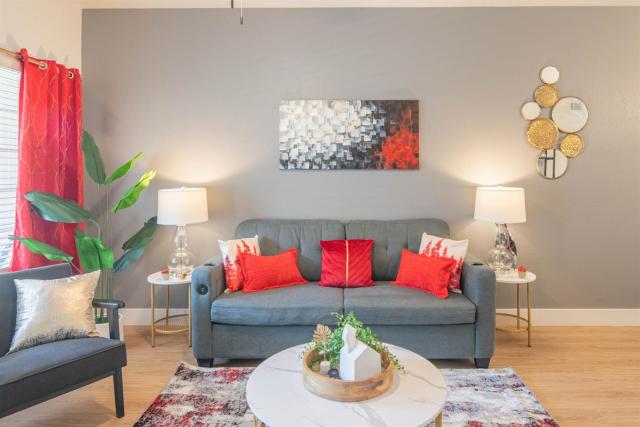 Biker & Hiker Paradise Trail-Ready 2BR Condo