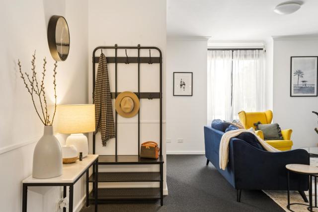 OPTUS Stadium 2BR CBD Apartment with FREE Parking