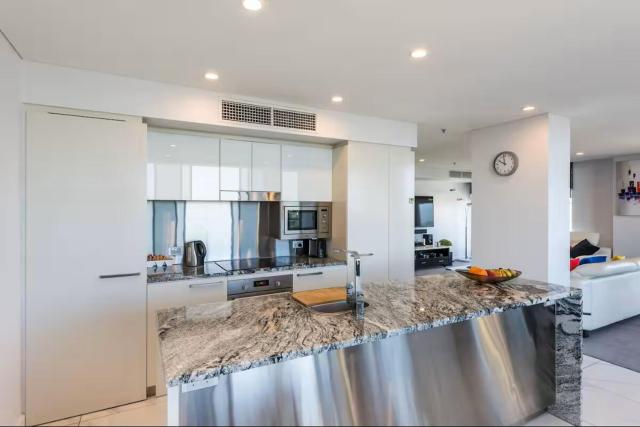 Great views Penthouse on North Terrace