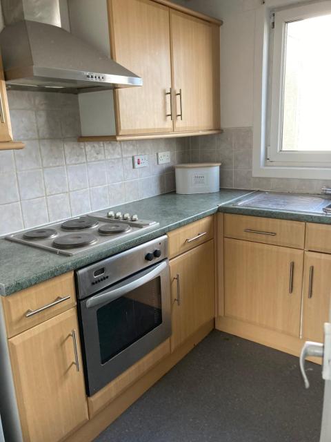 Great for commuting, budget friendly apartment
