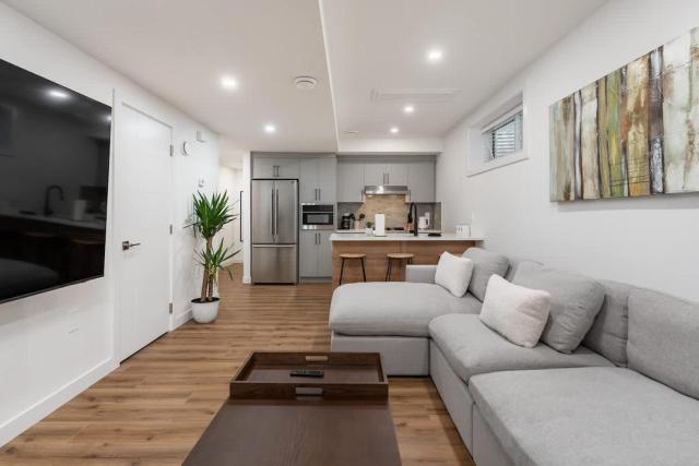 Cozy 2BR Basement Suite Near Rogers Place & NAIT
