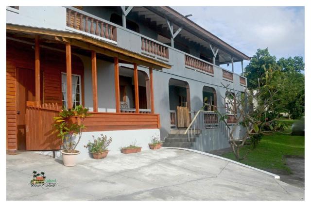 Island View Estate