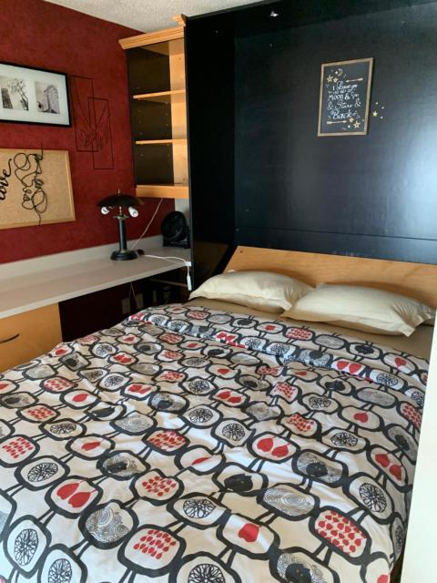 downtown vancouver independent affordable suit 1