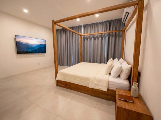 Family Villa with Pool near Beach & Market