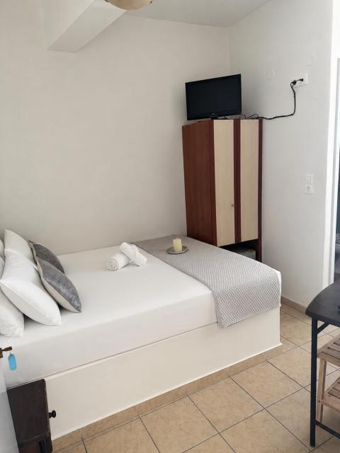 Aurelia Rooms