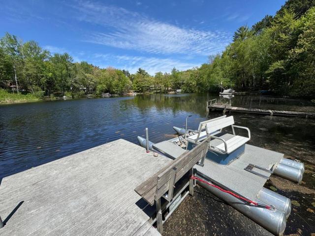 Waupaca Wellness Retreat: Private Beach+ Elite Gym