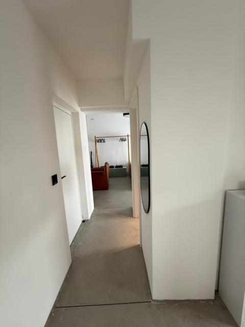 Modern flat close to city centre