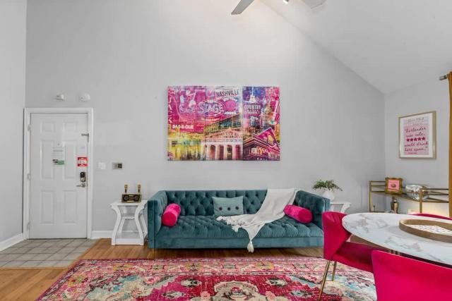 Lainey's Loft by Stay Local Nashville