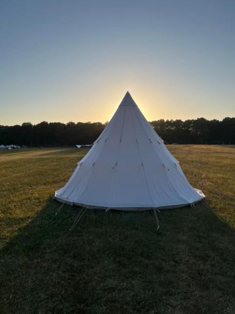 Glamping på stor og fredelig landejendom i Sydfyn