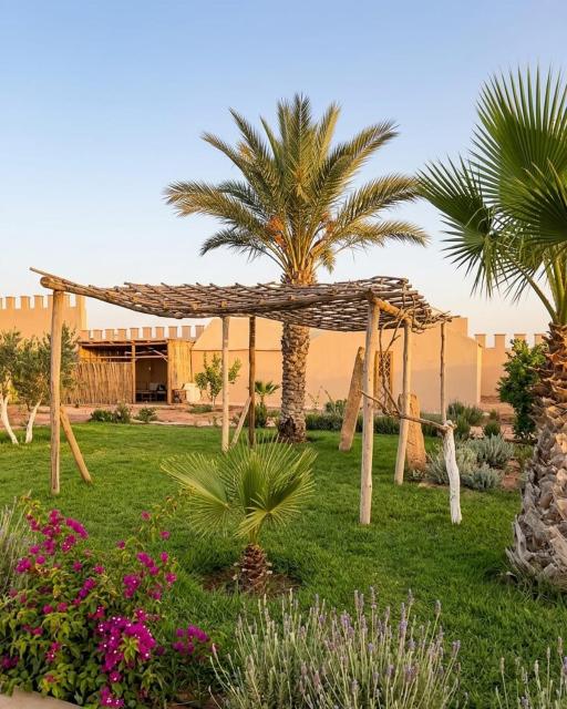 Exceptional Villa with Private Pool & 4 Living Rooms