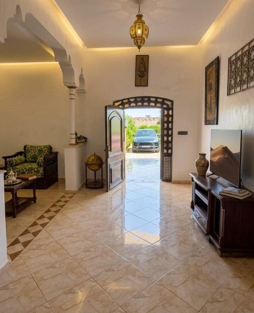 Exceptional Villa with Private Pool & 4 Living Rooms