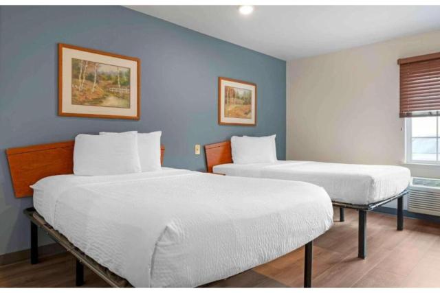 Motel 6 Suites Cincinnati Sharonville, OH