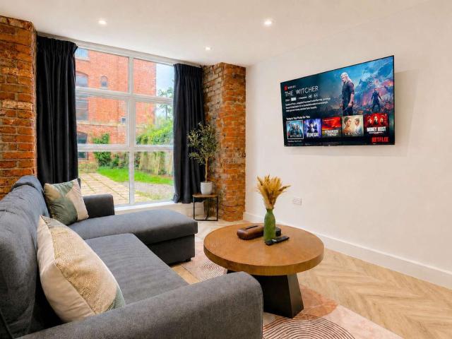 Stylish 1BR - Sleeps 4 - Free Parking - Manchester