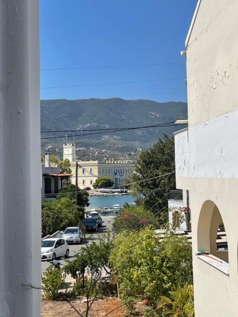 Bengu Seaside View on Poros Island
