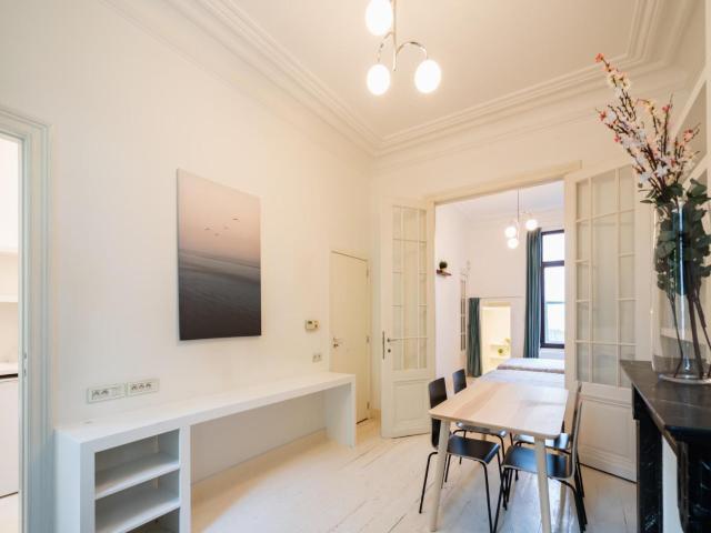 2 bedroom apartment in National Street Residence