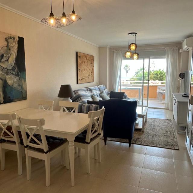 Precioso apartamento frente al mar