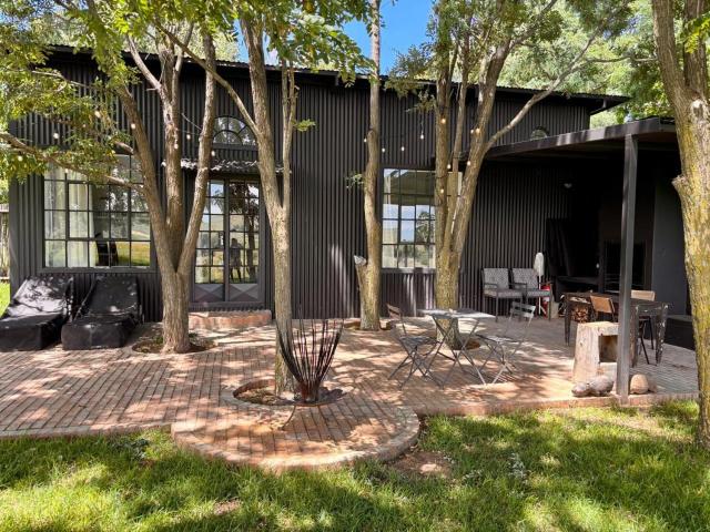 Field Cabin