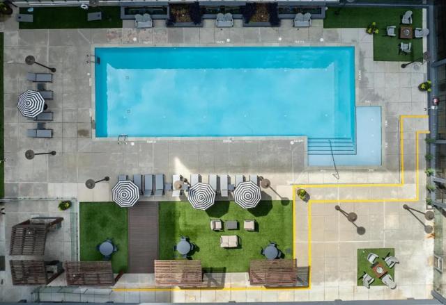 Cozy King Suite - Perimeter Center