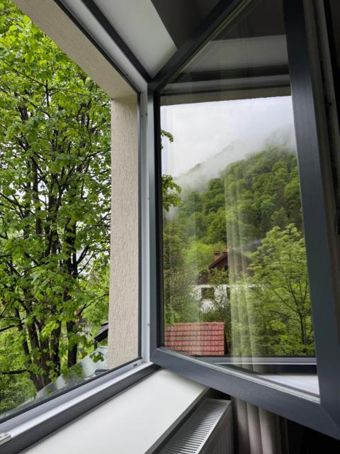 QUEEN’S HEART GUESTHOUSE