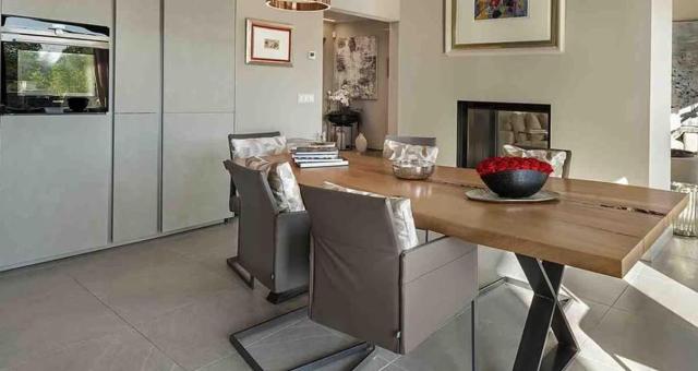 Charming villa is located in Cala Vinyes