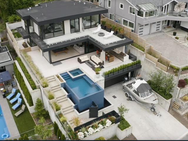 Above It All - Ocean Views w Spa Pool - Luxe 3BR